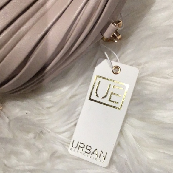 URBAN EXPRESSIONS  Fawna - Pleated Crossbody IN Oatmeal NWT - Picture 10 of 10
